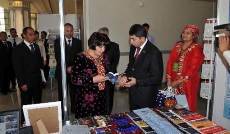 Aşkabat Uluslararası Eğitim Fuarında Türk Firmaları Büyük İlgi Gördü