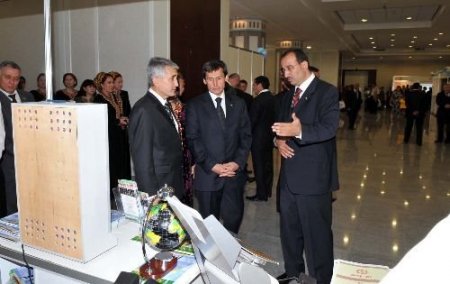 Aşkabat Uluslararası Eğitim Fuarında Türk Firmaları Büyük İlgi Gördü