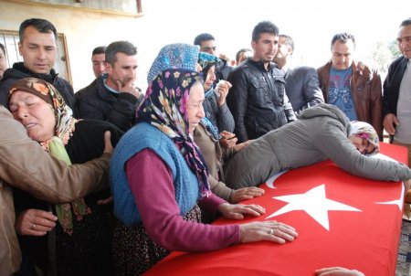 Asker arkadaşı tarafından vurulan Uzman Çavuş toprağa verildi