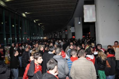 Asker Uğurlama Töreninde Feci Kaza: Asker Yakınlarının Ayakları Koptu