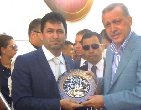 Askerde öğrendiği hat sanatını meslek haline getirdi