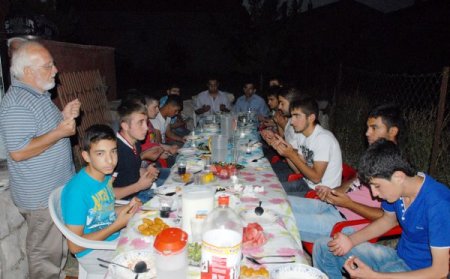 Askere Gidecek Gençlere Her Akşam İftar Ziyafeti Çekiliyor