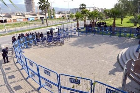 Askerî belge ve bilgi ele geçirme davası sakin devam ediyor