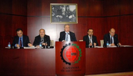 Aslan: Ab Pazarındaki Daralma Türk Ekonomisini Olumsuz Etkiler