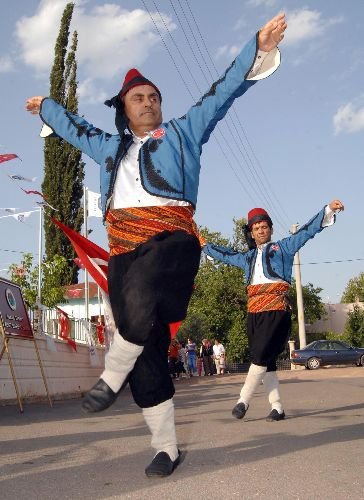 Asmek Döşemealtı'nda Sergi Açtı