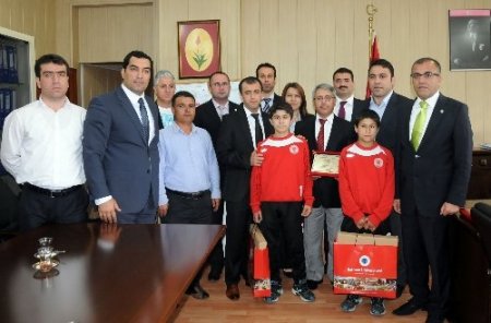 Asrın güreşçisi’nden Batman Üniversitesine ziyaret