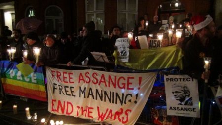 Assange: 2013'te milyonlarca yeni belge yayınlayacağız