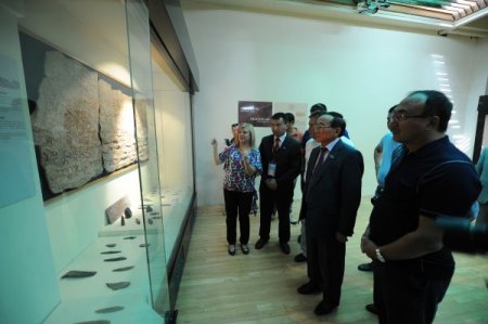 Astana heyeti, Ankara Kalesi ve Anadolu Medeniyetleri Müzesi'ne gezdi