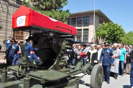 Astsubay Baba, En Zor Selamını Şehit Oğlu İçin Verdi