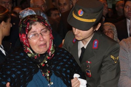 Astsubay Kıdemli Çavuş Erkan Yalçın'ın naaşı, memleketi Bartın'a getirildi