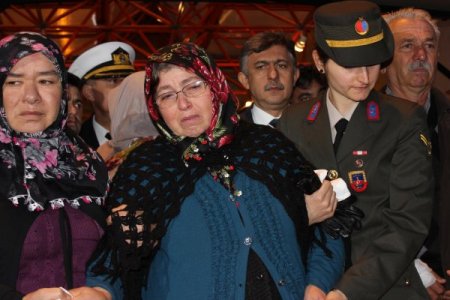 Astsubay Kıdemli Çavuş Erkan Yalçın'ın naaşı, memleketi Bartın'a getirildi