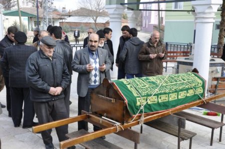 Astsubay Naci Demir, memleketi Amasya’da toprağa verildi