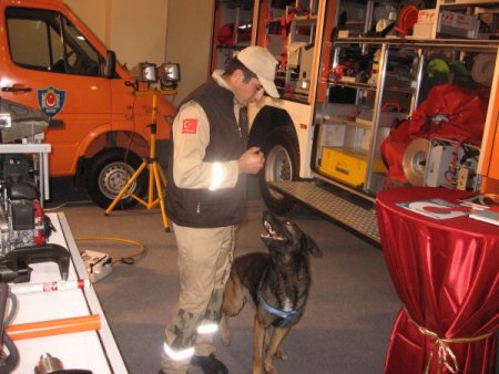 ASYA'nın kurtarma timi göz doldurdu