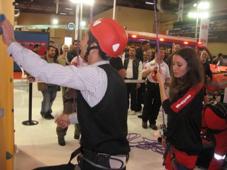 ASYA'nın kurtarma timi göz doldurdu