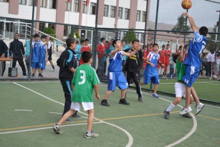 Atak koleji kardeşlik turnuvası