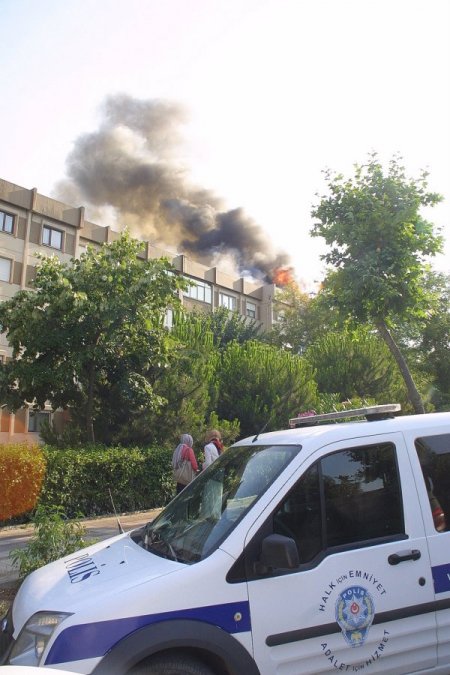 Ataköy’de Yangın Paniği