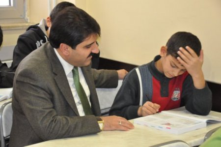 Atalay: Burada ülkesini seven gençler yetişiyor