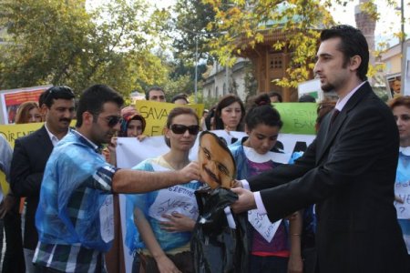 Ataması yapılmayan öğretmenler yürüdü