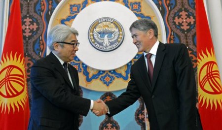 Atambayev: Japonya ile ilişkimizi geliştirmek istiyoruz