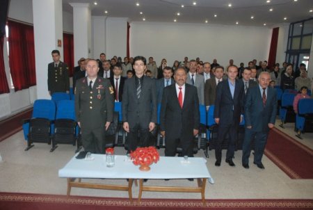 Atatürk, Aydıncık'ta anıldı