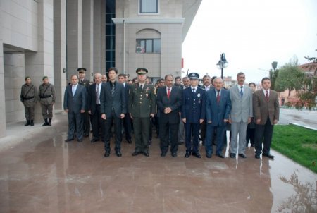 Atatürk, Aydıncık'ta anıldı