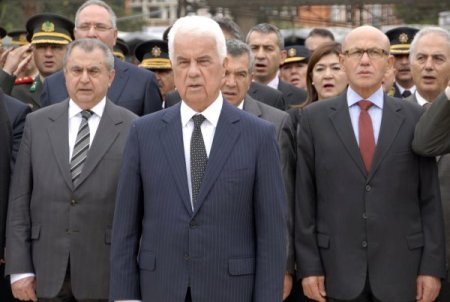 Atatürk, KKTC'de de törenle anıldı