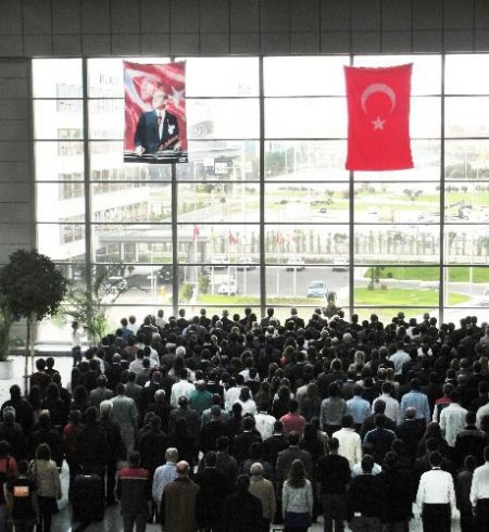 Atatürk, Sabiha Gökçen'de Anıldı