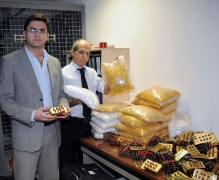 Atatürk Havalimanı'nda 5 Valiz Sahte İlaç Ele Geçirildi