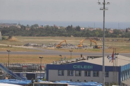 Atatürk Havalimanı'nda park alanı için çalışmalar başladı