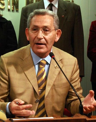 Atatürkçü Düşünce Derneği: Geçit Törenlerine Katılmak İzne Tâbi Değil