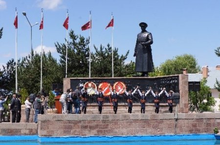 Atatürk’ün Erzurum’a gelişinin 94. yıl dönümü kutlandı