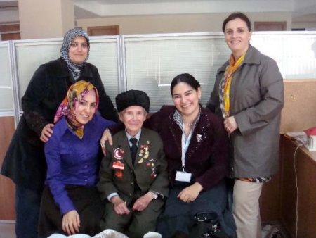 Atatürk'ün Manevi Kızı Kimse Yok Mu Derneği'nde