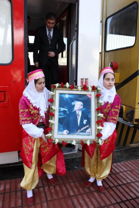 Atatürk’ün Osmaniye’yi ziyareti kutlandı