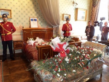 Atatürk'ün yatağında bu yıl polisler nöbet tuttu