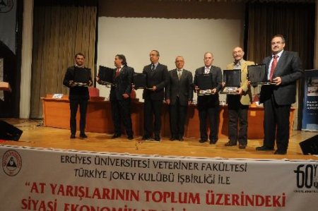 Atçılık Ve Yarış Sektörü Kayseri'de Tartışıldı