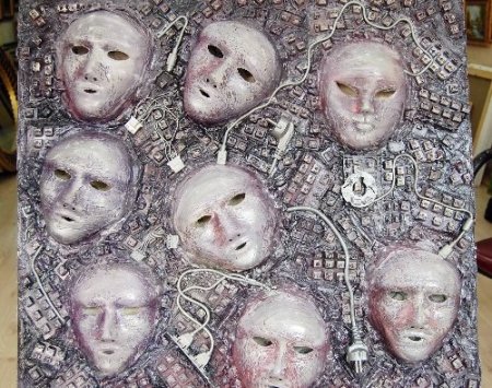 Atık bilgisayar parçalarına 'sanatsal' dokunuş