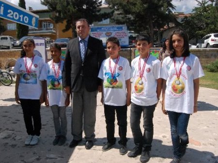 Atık yağ topladılar, hediyeleri kaptılar