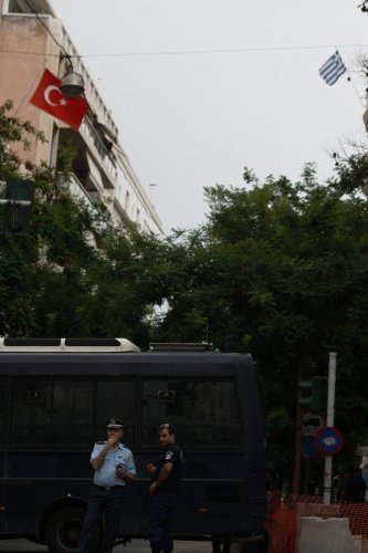 Atina'da Taksim Gezi Parkı protestosu