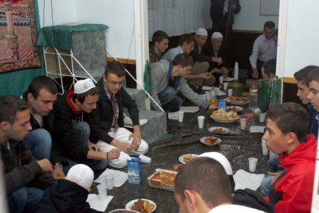 Atina'da yaşayan Batı Trakyalılar, bayram coşkusunu paylaştı