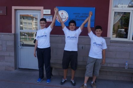 Atlantik İlköğretim Okulu’nda 4 Öğrenci Sbs’de Tam Puan Aldı