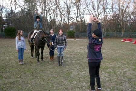 Atlarla gelen sağlık (Özel)