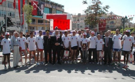 Atletler ‘Sakarya Zaferi’ için koştu
