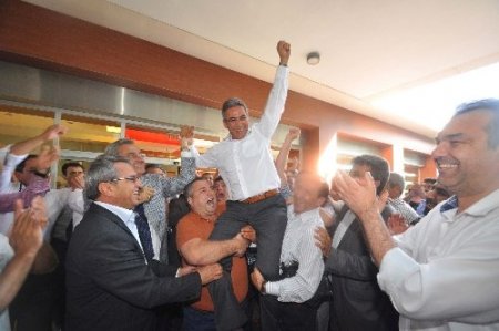 ATSO seçiminin galibi Çetin Osman Budak oldu