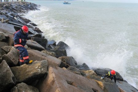 Avlandığı ağlarla kayıp balıkçıyı aradılar