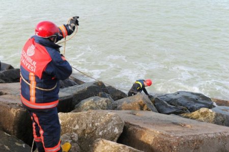 Avlandığı ağlarla kayıp balıkçıyı aradılar