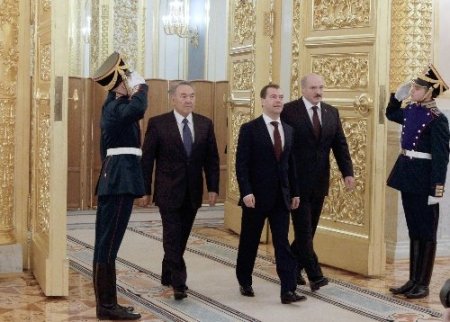 Avrasya Ekonomik Yüksek Konseyi Toplandı; Mal, Para Ve İş Gücü Serbest Dolaşacak