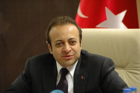 "Avrupa, Arap Ülkelerine İlham Olan Türkiye’nin Motivasyonunu Kırıyor"