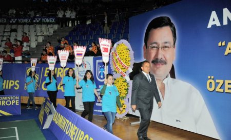 Avrupa Gençler Badminton Şampiyonası başladı