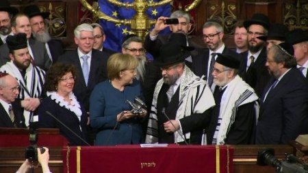 Avrupa Yahudilerinden Merkel’e ödül