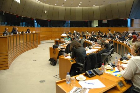 Avrupa’da artan ayrımcılığın sebebi aşırı milliyetçi söylemlerdir